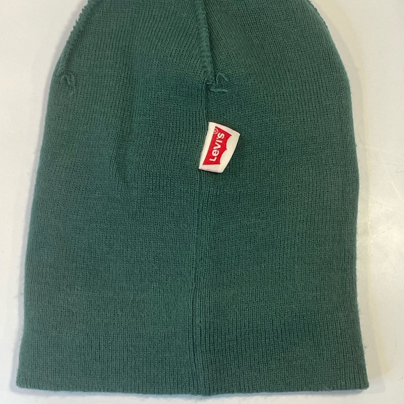 Levi's Men's Beanie Green Comfy Leather Logo Patch Hero Hat Winter Ribbed Knit - Picture 5 of 9